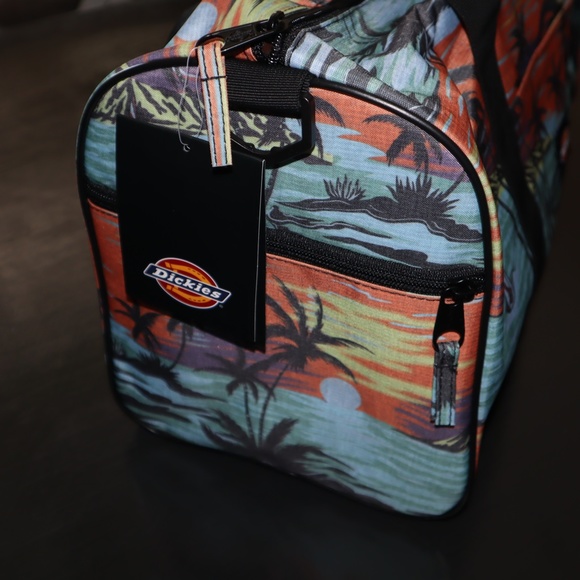 Dickies Duffle Bag - Picture 2 of 11